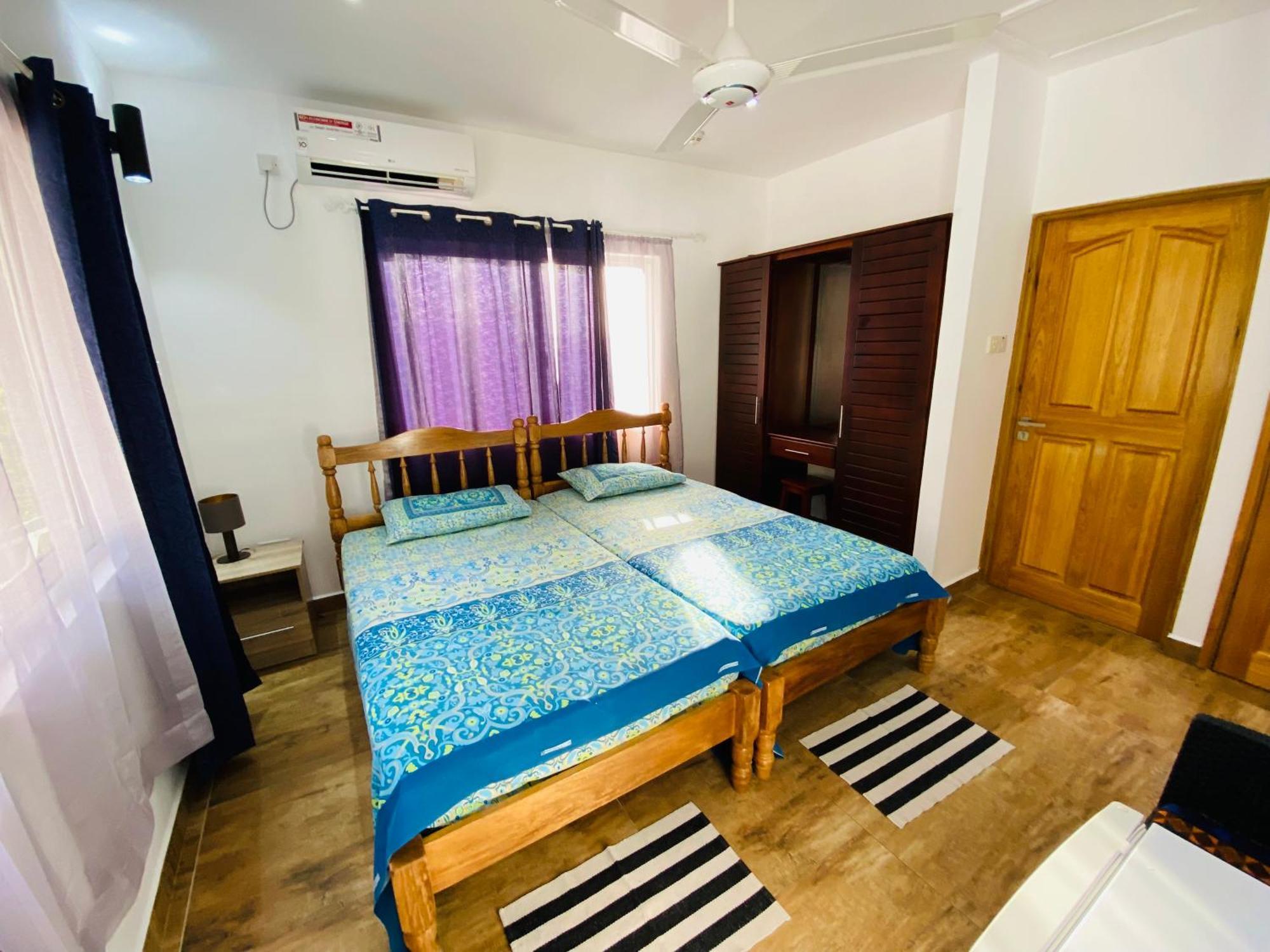 Oceanic View Apartments โบวาลง ภายนอก รูปภาพ