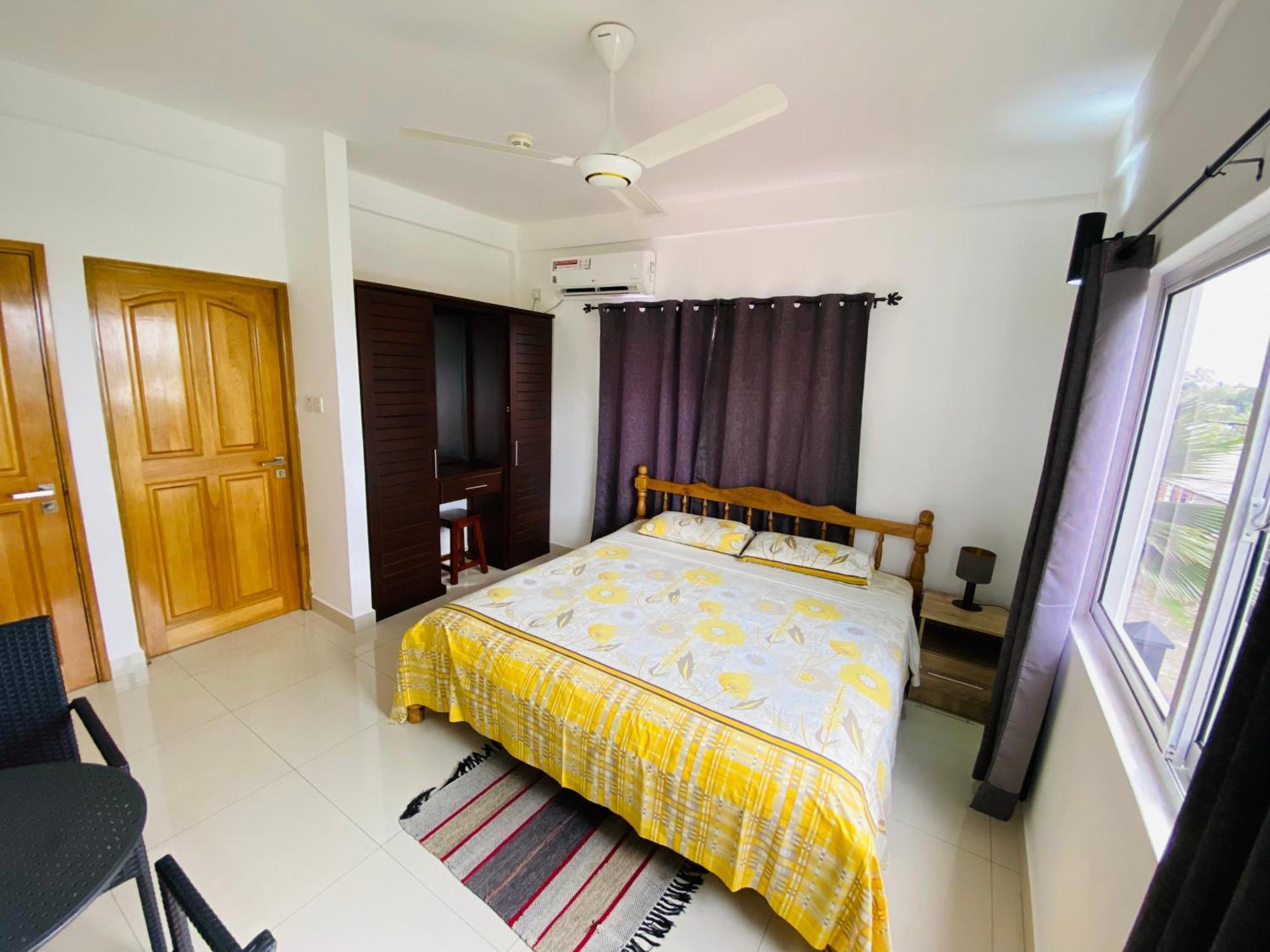 Oceanic View Apartments โบวาลง ภายนอก รูปภาพ